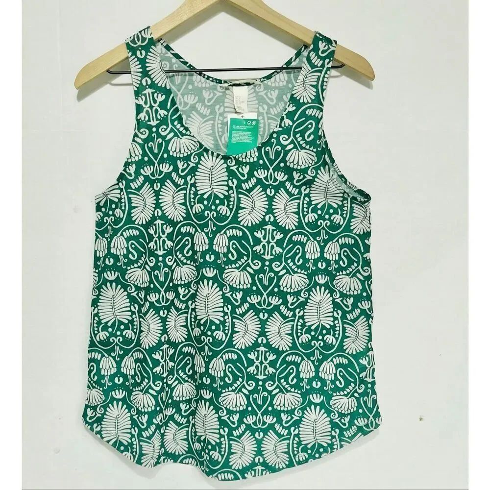 H&M Green And White Leaf Pattern Sleeveless Top Size S NWT